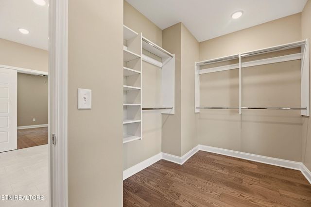 1751 Green Meadows Lane, Lenoir City, TN 37771