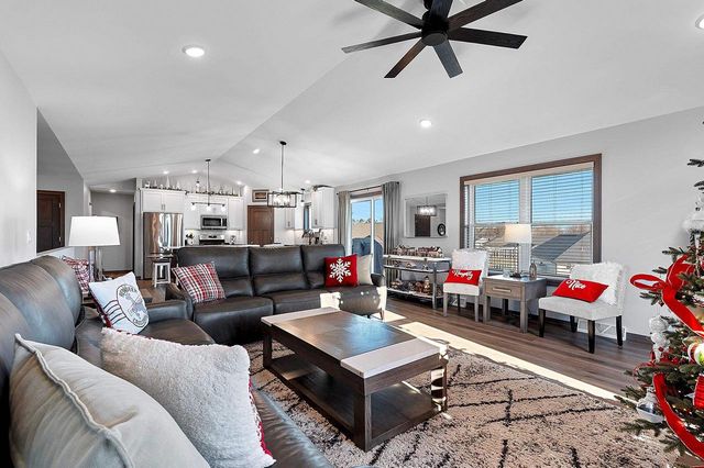 2121 DURUM COURT, Suamico, WI 54313