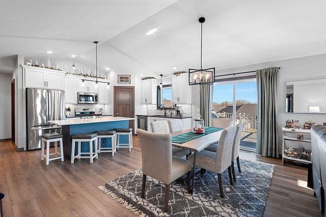 2121 DURUM COURT, Suamico, WI 54313