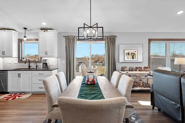 2121 DURUM COURT, Suamico, WI 54313