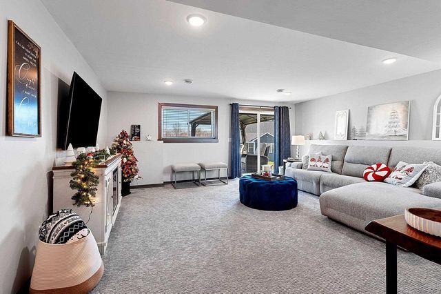 2121 DURUM COURT, Suamico, WI 54313