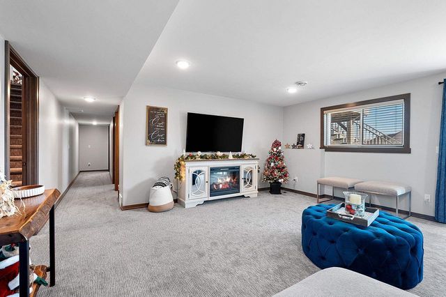 2121 DURUM COURT, Suamico, WI 54313