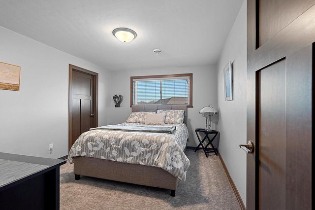 2121 DURUM COURT, Suamico, WI 54313