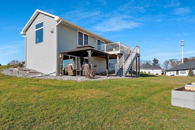 2121 DURUM COURT, Suamico, WI 54313