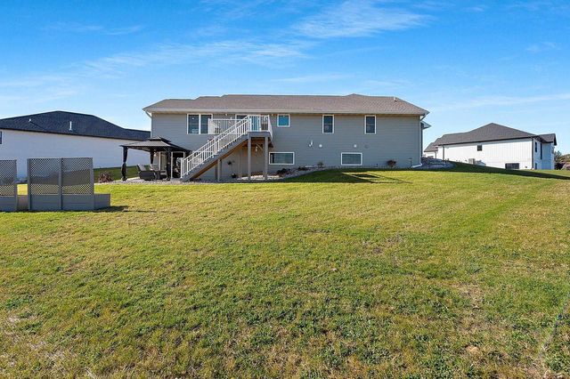 2121 DURUM COURT, Suamico, WI 54313