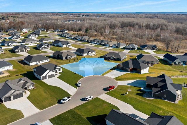 2121 DURUM COURT, Suamico, WI 54313