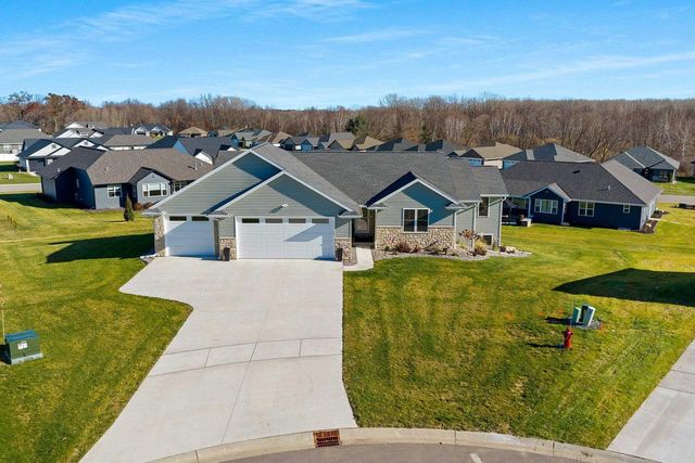 2121 DURUM COURT, Suamico, WI 54313