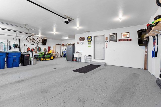 2121 DURUM COURT, Suamico, WI 54313