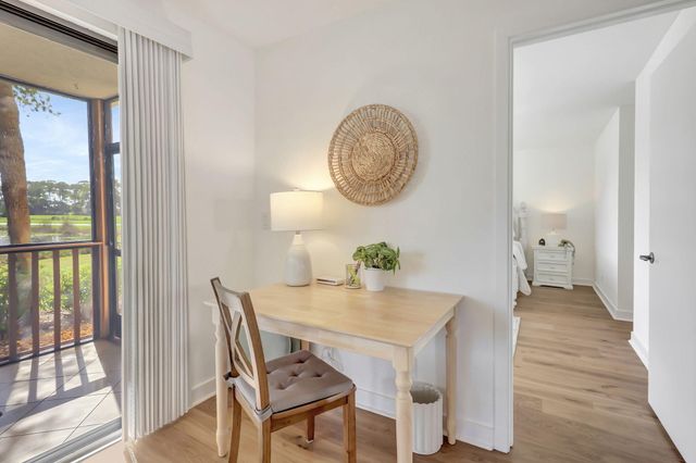 334 Brackenwood Circle, Palm Beach Gardens, FL 33418