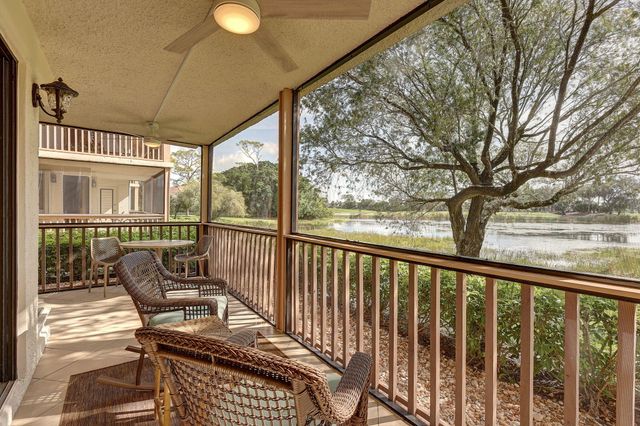 334 Brackenwood Circle, Palm Beach Gardens, FL 33418