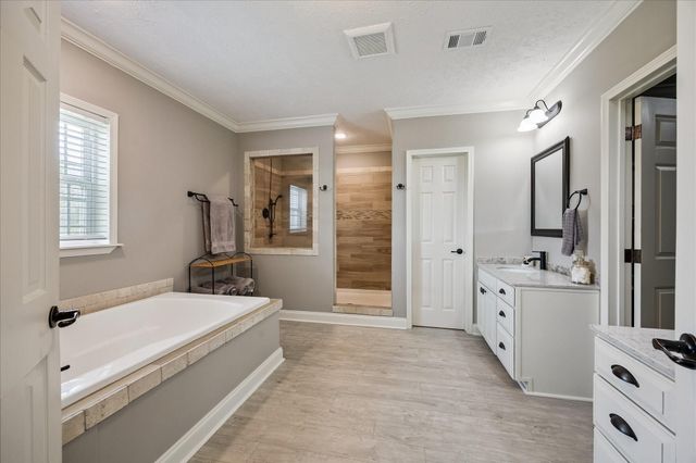 15946 Fm 1094, Cat Spring, TX 78933