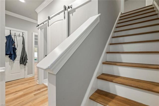 49 James River LN, Newport News, VA 23606