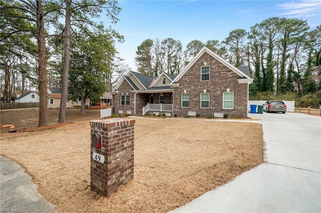 49 James River LN, Newport News, VA 23606