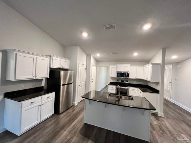 4407 Wilmington Way, Milton, FL 32583