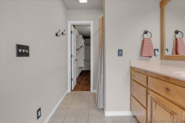 1240 W Keeling Avenue, Sapulpa, OK 74066