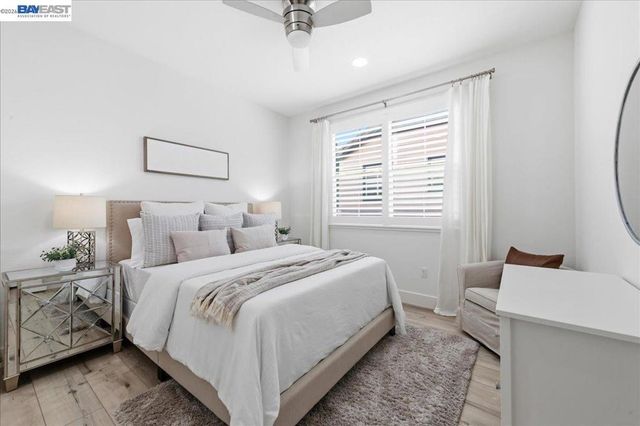 6916 Stags Leap Ln, Dublin, CA 94568