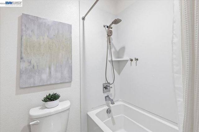 6916 Stags Leap Ln, Dublin, CA 94568