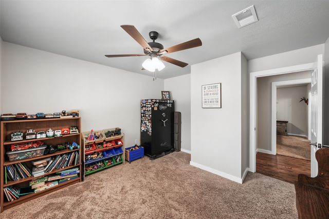 909 Shady Oaks, Bridgeport, TX 76426