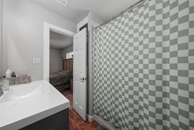909 Shady Oaks, Bridgeport, TX 76426
