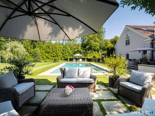 23 Wyckham Hill Lane, Greenwich, CT 06831