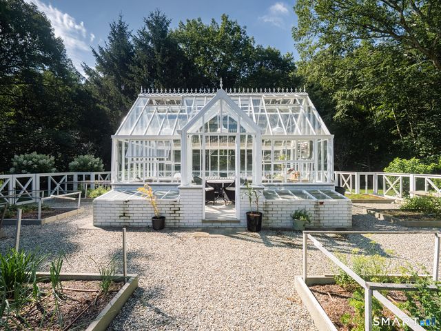 23 Wyckham Hill Lane, Greenwich, CT 06831