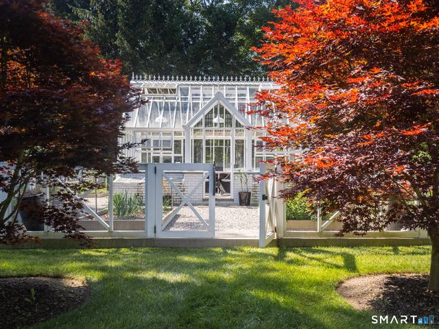 23 Wyckham Hill Lane, Greenwich, CT 06831