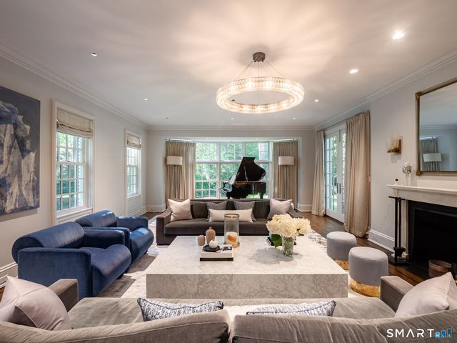 23 Wyckham Hill Lane, Greenwich, CT 06831