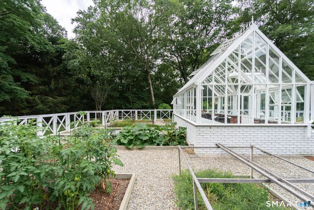 23 Wyckham Hill Lane, Greenwich, CT 06831