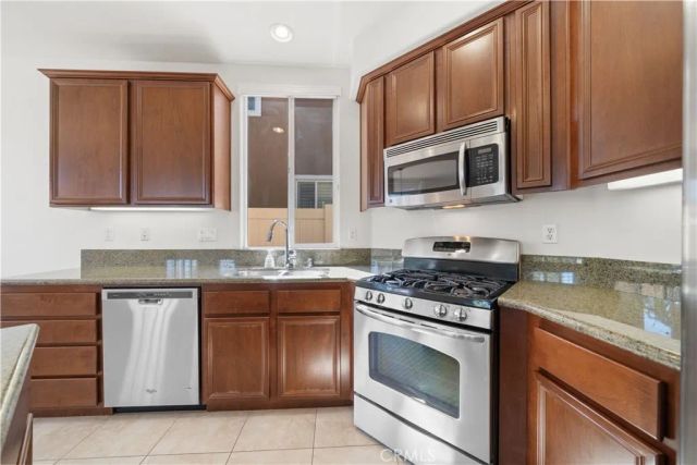 829 Lincoln Gln, Buena Park, CA 90620