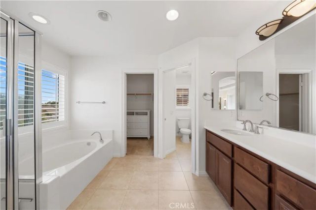 829 Lincoln Gln, Buena Park, CA 90620