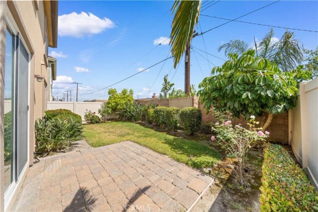 829 Lincoln Gln, Buena Park, CA 90620