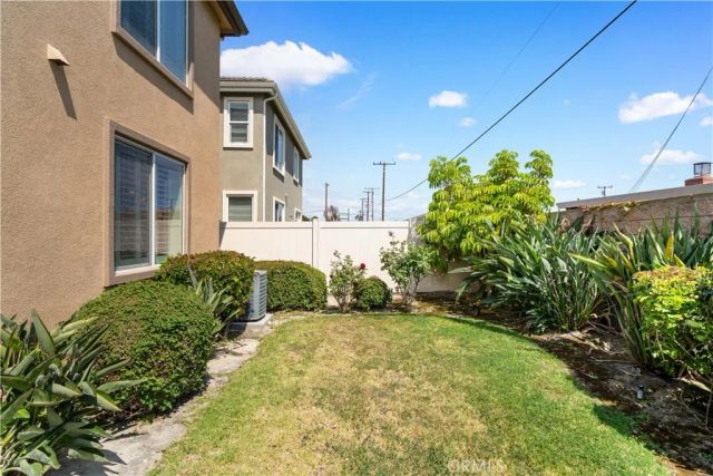 829 Lincoln Gln, Buena Park, CA 90620