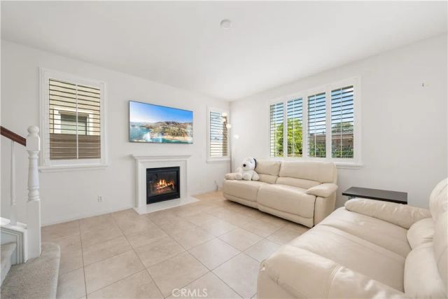 829 Lincoln Gln, Buena Park, CA 90620