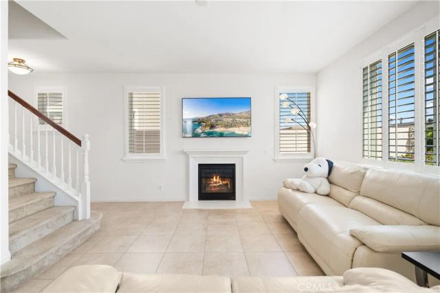 829 Lincoln Gln, Buena Park, CA 90620