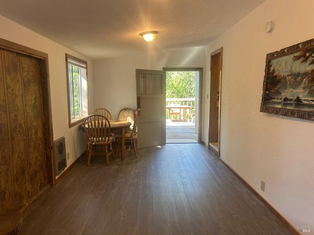 10418 Mulberry St, Middletown, CA 95461