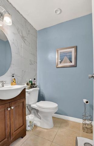 471 Monaco J, Delray Beach, FL 33446