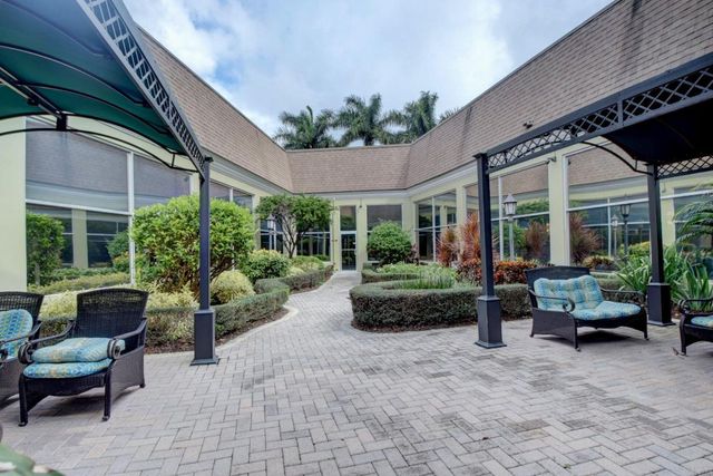 471 Monaco J, Delray Beach, FL 33446