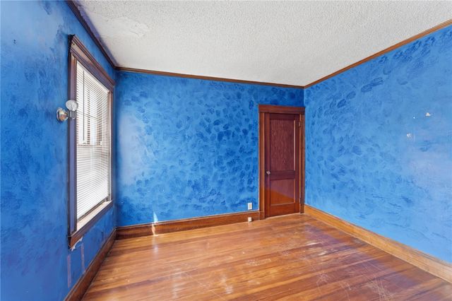 220 Lenox Avenue, Providence, RI 02907