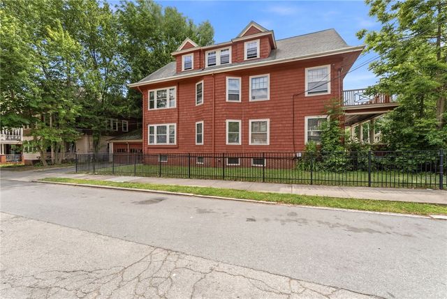 220 Lenox Avenue, Providence, RI 02907
