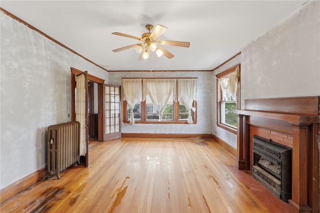 220 Lenox Avenue, Providence, RI 02907
