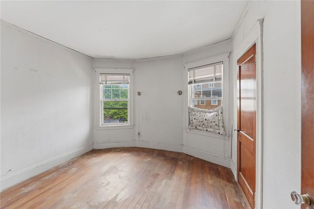 220 Lenox Avenue, Providence, RI 02907