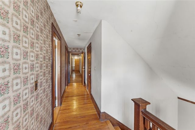 220 Lenox Avenue, Providence, RI 02907