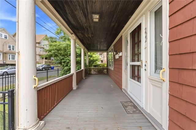 220 Lenox Avenue, Providence, RI 02907