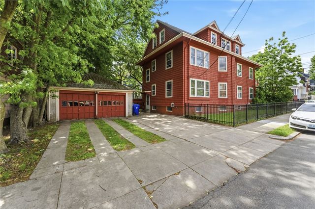 220 Lenox Avenue, Providence, RI 02907