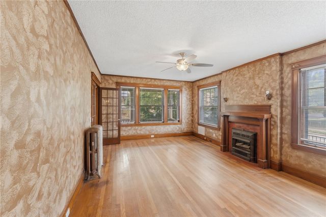 220 Lenox Avenue, Providence, RI 02907