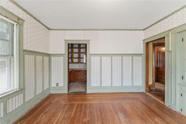220 Lenox Avenue, Providence, RI 02907