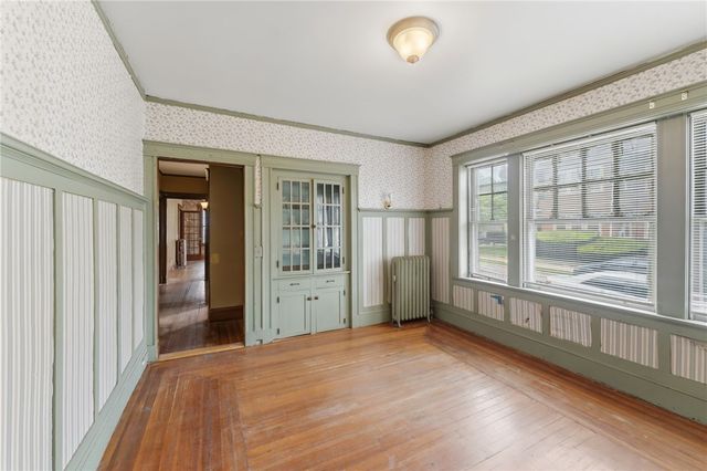 220 Lenox Avenue, Providence, RI 02907