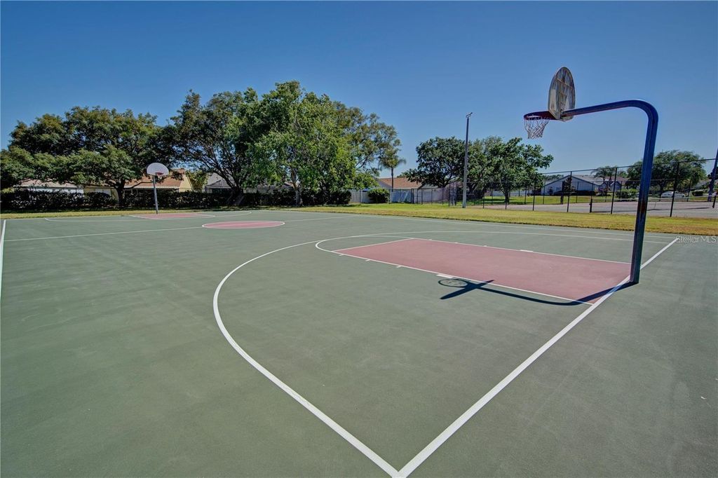 Image 33 of property listing at 4408 SANIBEL WAY, Bradenton, FL 34203