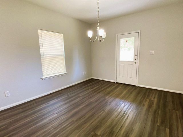 8153 Homewood B, Houston, TX 77028