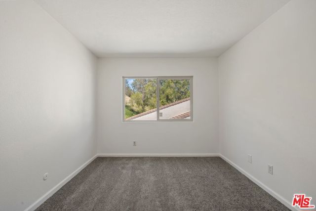 24817 Sand Wedge Lane, Santa Clarita, CA 91355